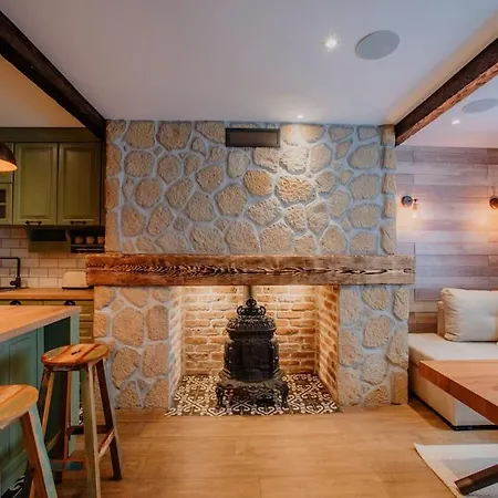 The Owl's Nest 2 *